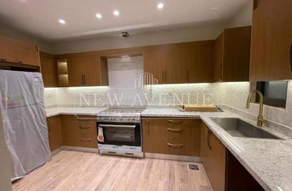 Apartment - 3 Bedrooms - 4 Bathrooms for sale in Lake View Residence - 5th Settlement Compounds - The 5th Settlement - New Cairo City - Cairo