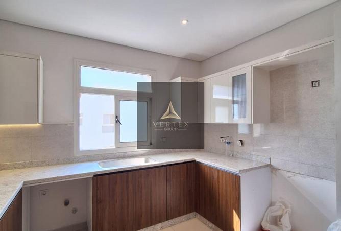 104048333 - Property Image 3