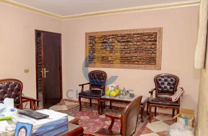 Apartment - 4 Bedrooms - 1 Bathroom for sale in Darna - Zahraa El Maadi - Hay El Maadi - Cairo
