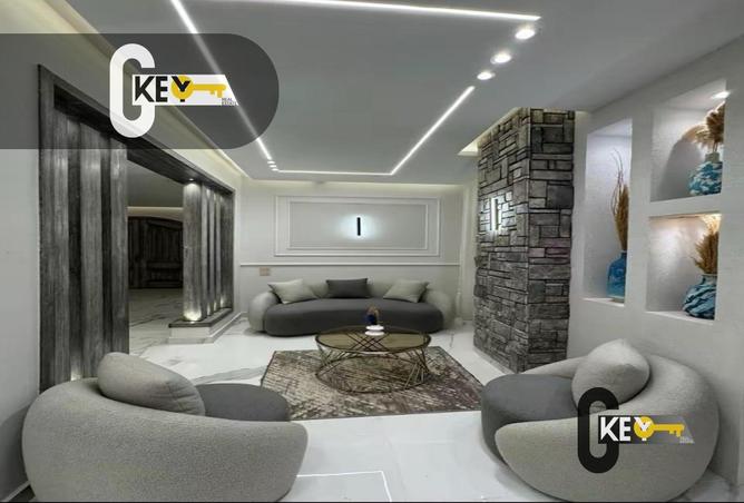 8714573 - Property Image 2