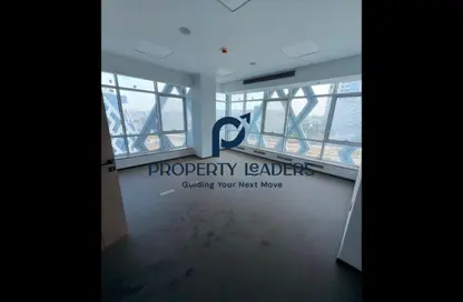 Office Space - Studio - 4 Bathrooms for rent in Arkan Plaza - 26th of July Corridor - Sheikh Zayed City - Giza