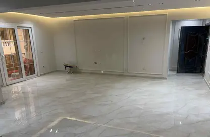 Apartment - 3 Bedrooms - 2 Bathrooms for sale in South Lotus - El Lotus - New Cairo City - Cairo
