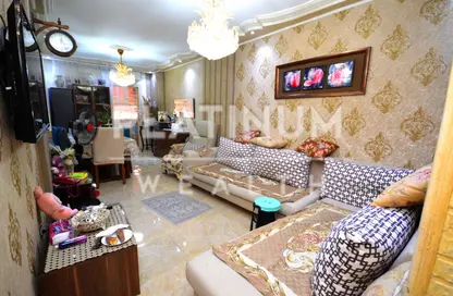Apartment - 2 Bedrooms - 1 Bathroom for sale in Al Nasr St. - Smouha - Hay Sharq - Alexandria