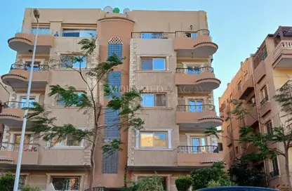 شقة - 4 غرف نوم - 2 حمامات للبيع في الحي الثامن - الشيخ زايد - الجيزة