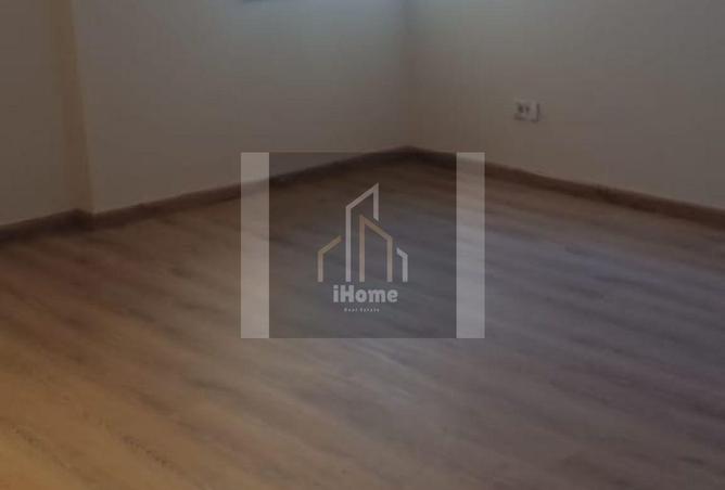 100647909 - Property Image 3