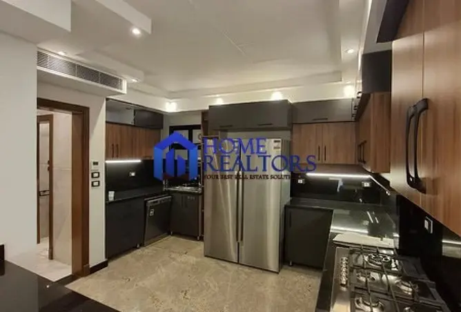 100932355 - Property Image 3