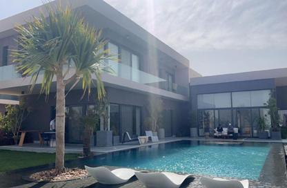 Villa - 5 Bedrooms - 4 Bathrooms for sale in Cleopatra Square - 26th of July Corridor - 6 October City - Giza