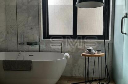 Apartment - 3 - 2 for sale in The Waterway View - 90 Street - The 5th Settlement - New Cairo City - Cairo