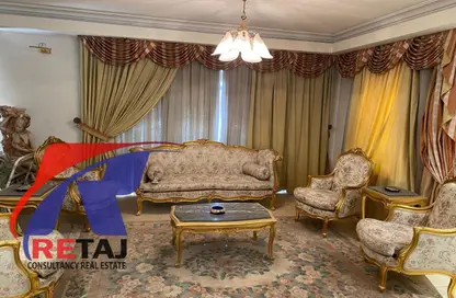Apartment - 4 Bedrooms - 3 Bathrooms for rent in Ahmed Fakhry St. - 6th Zone - Nasr City - Cairo