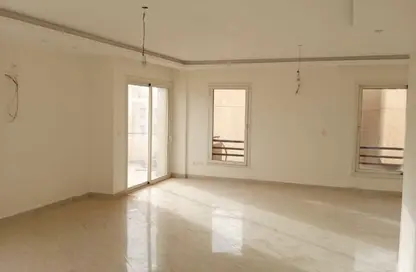 شقة - 3 غرف نوم - 3 حمامات للايجار في مون ريزيدنس - فيفث سكوير - التجمع الخامس - مدينة القاهرة الجديدة - القاهرة