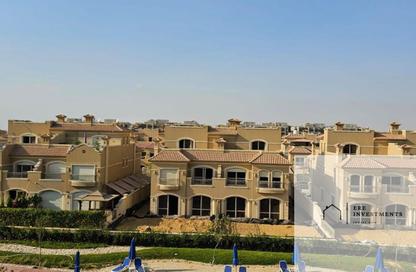 Apartment - 3 Bedrooms - 2 Bathrooms for sale in El Patio Oro - 5th Settlement Compounds - The 5th Settlement - New Cairo City - Cairo
