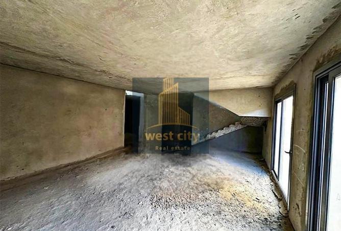 8420710 - Property Image 2