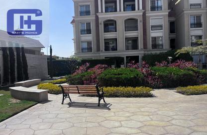 Apartment - 2 Bedrooms - 2 Bathrooms for sale in Regents Park - Al Andalus District - New Cairo City - Cairo