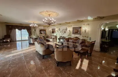 Apartment - 3 Bedrooms - 5 Bathrooms for sale in Beirut St. - Almazah - Heliopolis - Masr El Gedida - Cairo