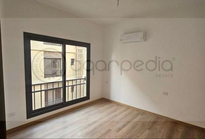 8573012 - Property Image 3