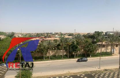 شقة - 3 غرف نوم - 2 حمامات للايجار في منتجع النخيل 1 - طريق مصر إسماعيلية الصحراوي - القاهرة