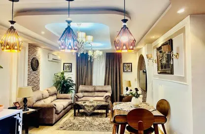Apartment - 2 Bedrooms - 1 Bathroom for rent in Abou Hanifa Al Noaman St. - Rehab City First Phase - Al Rehab - New Cairo City - Cairo