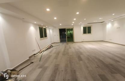 Duplex - 4 Bedrooms - 3 Bathrooms for rent in The 1st Settlement - New Cairo City - Cairo