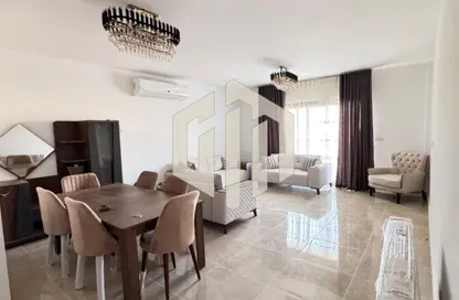 Apartment - 2 Bedrooms - 2 Bathrooms for sale in Fifth Square - The 5th Settlement - New Cairo City - Cairo