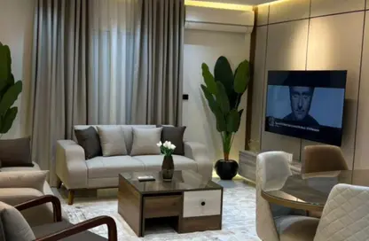 Apartment - 2 Bedrooms - 1 Bathroom for rent in El Rehab Extension - Al Rehab - New Cairo City - Cairo