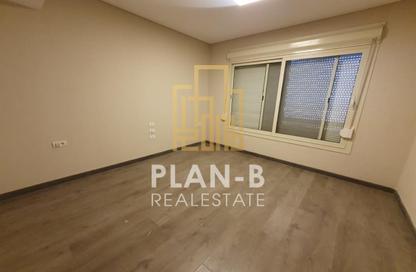Apartment - 2 Bedrooms - 2 Bathrooms for sale in New Giza - Cairo Alexandria Desert Road - 6 October City - Giza