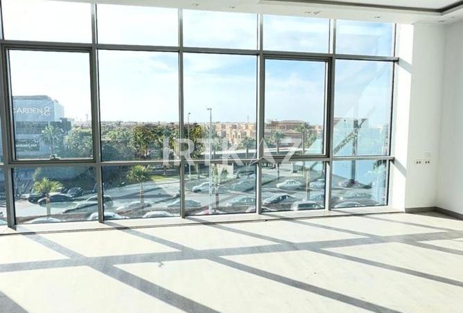 98002839 - Property Image 3