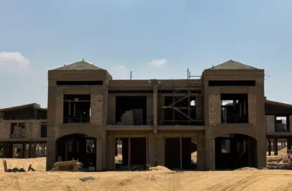 Townhouse - 4 Bedrooms - 4 Bathrooms for sale in Village West - Sheikh Zayed Compounds - Sheikh Zayed City - Giza