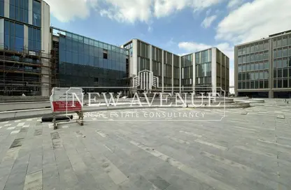 Office Space - 3 Bedrooms - 2 Bathrooms for sale in One Ninety Mall - South Teseen St. - The 5th Settlement - New Cairo City - Cairo