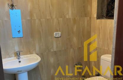 Apartment - 4 Bedrooms - 2 Bathrooms for rent in Doctor Yassin Abdel Ghaffar St. - Area C - Ganoob El Acadimia - New Cairo City - Cairo