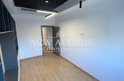 Clinic - 2 Bedrooms - 1 Bathroom for rent in ELEGANTRY - District 1 - The 5th Settlement - New Cairo City - Cairo