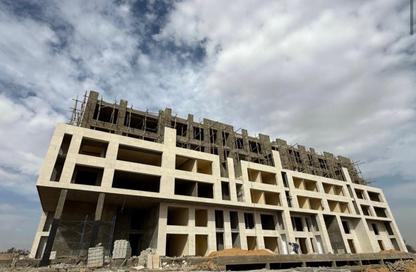 Apartment - 3 Bedrooms - 3 Bathrooms for sale in Village West - Sheikh Zayed Compounds - Sheikh Zayed City - Giza