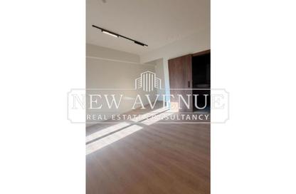 Apartment - 2 Bedrooms - 2 Bathrooms for sale in El Patio Oro - 5th Settlement Compounds - The 5th Settlement - New Cairo City - Cairo