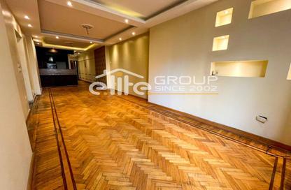 Apartment - 3 Bedrooms - 2 Bathrooms for sale in Sporting - Hay Sharq - Alexandria