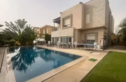 Villa - 5 Bedrooms - 4 Bathrooms for sale in Beverly Hills - Sheikh Zayed Compounds - Sheikh Zayed City - Giza