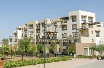 Apartment - 2 Bedrooms - 3 Bathrooms for sale in Aurora - Uptown Cairo - Mokattam - Cairo