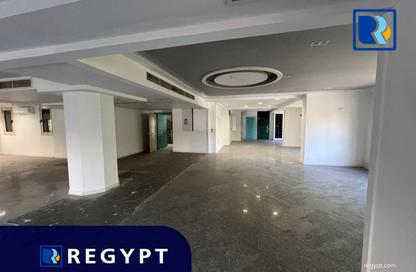 طابق كامل - استوديو - 8 حمامات للايجار في سرايات المعادي - حي المعادي - القاهرة
