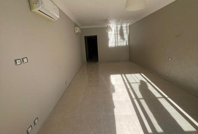 69834069 - Property Image 2