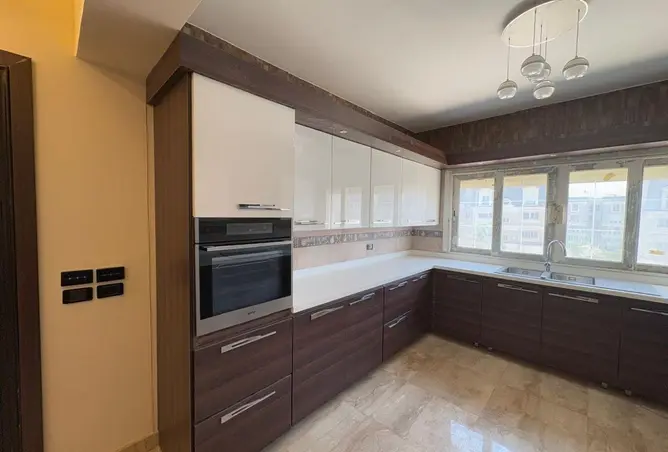 102906059 - Property Image 3