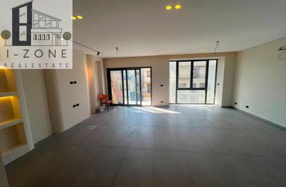 Apartment - 3 Bedrooms - 2 Bathrooms for sale in Eastown - 5th Settlement Compounds - The 5th Settlement - New Cairo City - Cairo