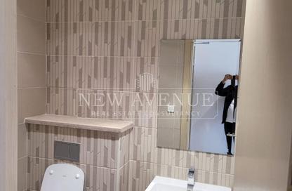 Office Space - Studio - 2 Bathrooms for sale in Cairo Festival City - North Investors Area - New Cairo City - Cairo