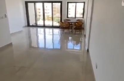 شقة - 3 غرف نوم - 2 حمامات للبيع في مون ريزيدنس - فيفث سكوير - التجمع الخامس - مدينة القاهرة الجديدة - القاهرة