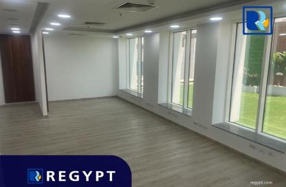Office Space - Studio - 1 Bathroom for sale in V90 - North Teseen St. - The 5th Settlement - New Cairo City - Cairo