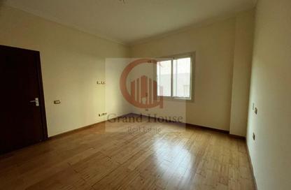Apartment - 3 Bedrooms - 2 Bathrooms for rent in Area G - Ganoob El Acadimia - New Cairo City - Cairo