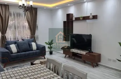 Apartment - 2 Bedrooms - 1 Bathroom for rent in El Rehab Extension - Al Rehab - New Cairo City - Cairo