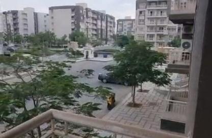 Apartment - 3 Bedrooms - 2 Bathrooms for sale in Privado - Madinaty - Cairo