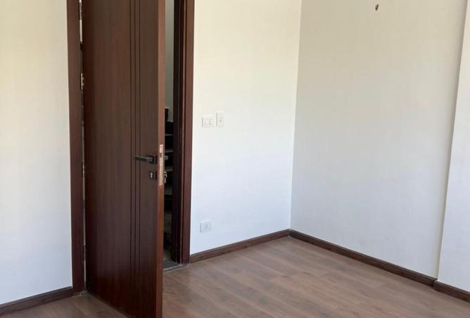86693638 - صورة العقار 3