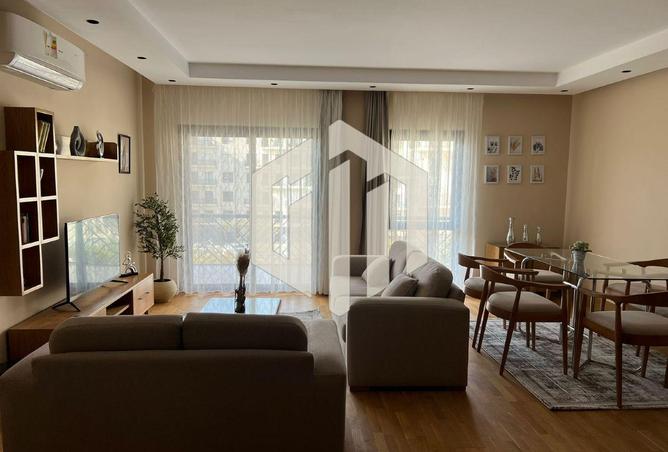 98008122 - Property Main Image