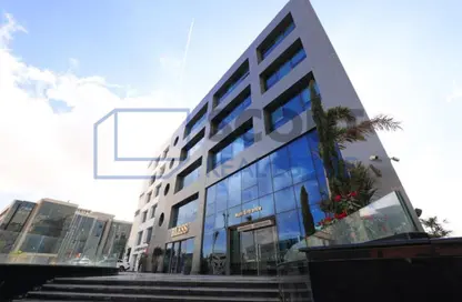 معرض - استوديو للايجار في كونكورد بلازا - المستثمرين الجنوبية - مدينة القاهرة الجديدة - القاهرة