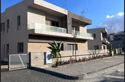 Villa - 3 Bedrooms - 3 Bathrooms for sale in Pyramids Hills - Cairo Alexandria Desert Road - 6 October City - Giza