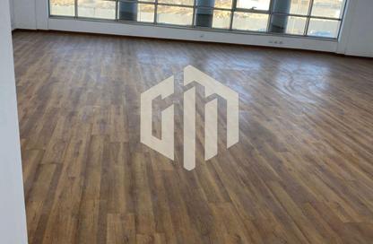 Office Space - Studio - 2 Bathrooms for rent in Gamal Abdel Nasser Axis - The 3rd Settlement - New Cairo City - Cairo